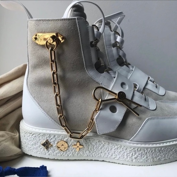 Louis Vuitton Booties - Picture 2 of 6